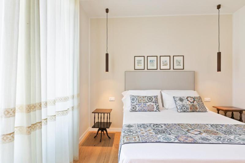 GuestHost - NotHotel Palermo Luxury Guest House - image 3