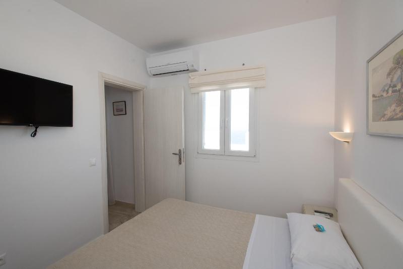 Junior Suite with Sea View image 2