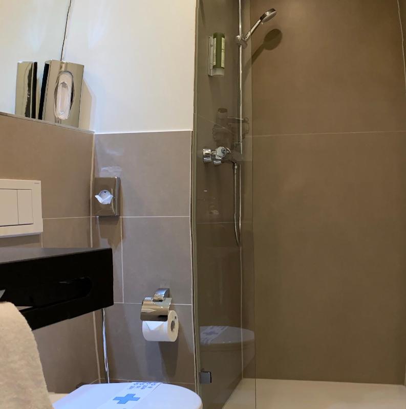 Inland Double Room image 2