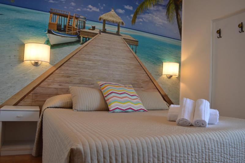Double Room image 3