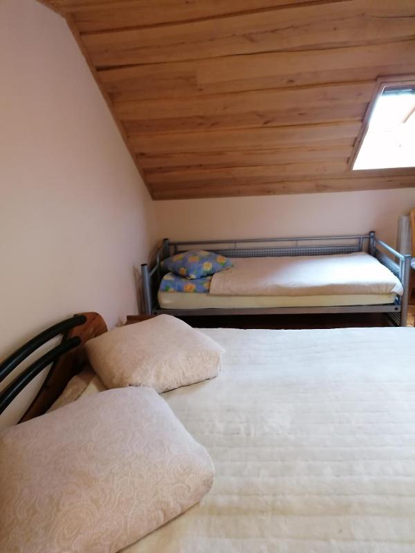 Red Tower Apartments - image 3
