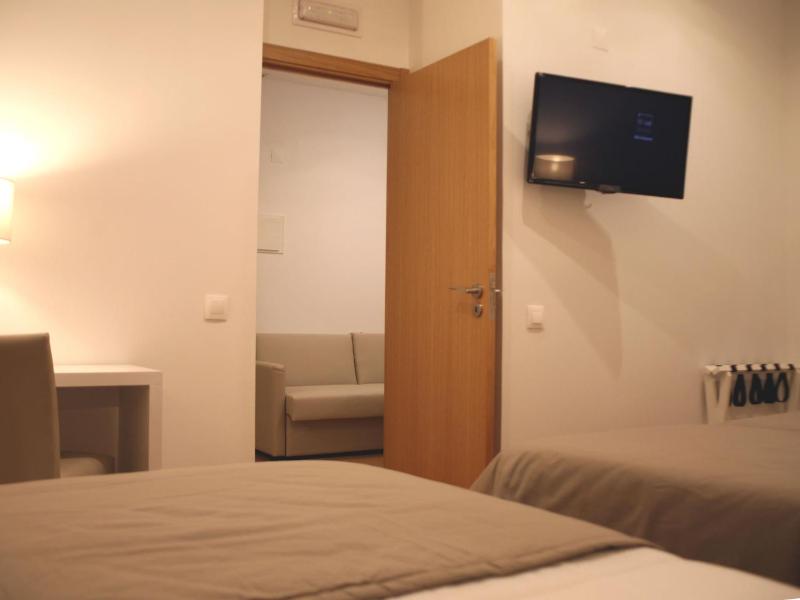 One-Bedroom Apartment with Balcony image 4