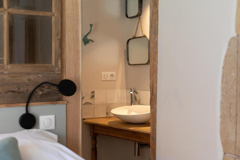 Appartement A Travers Champs avec Sauna et Parking - image 9