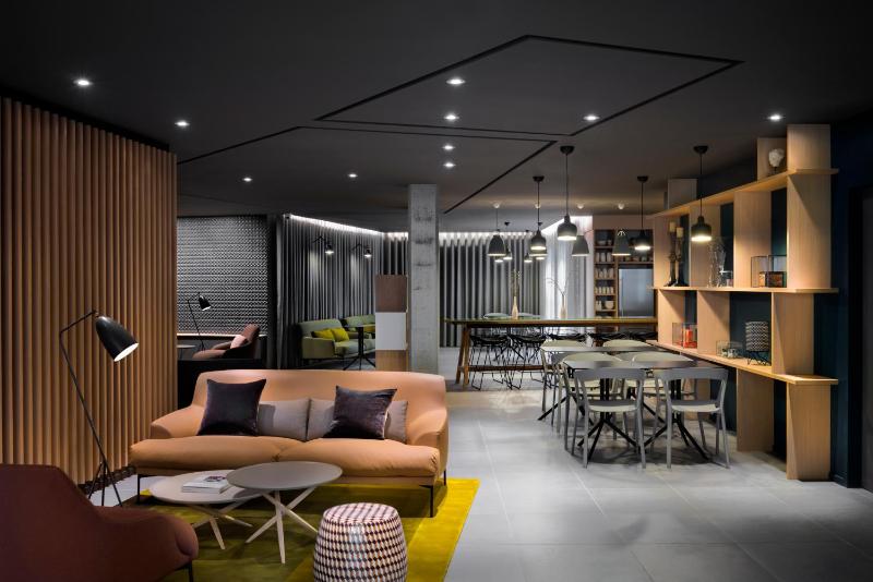 OKKO Hotels Nantes Centre Ville - image 10