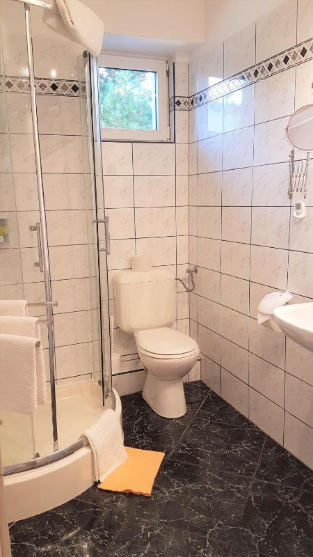 Single Room image 1