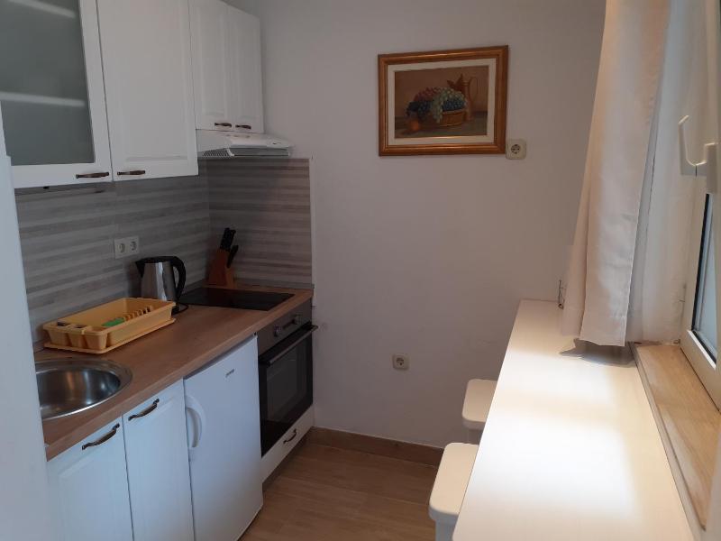 Standard Triple Studio image 2