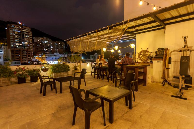 Aqua Granada Hotel - image 12