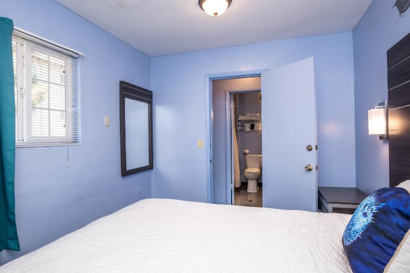 Standard Triple Room image 3