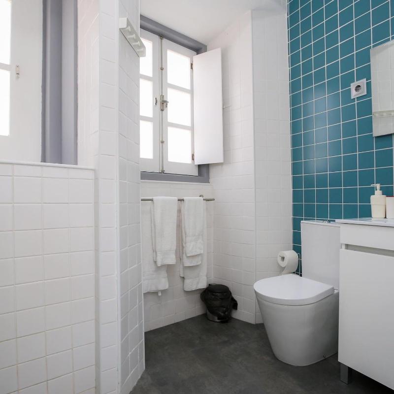Studio Apartment image 3