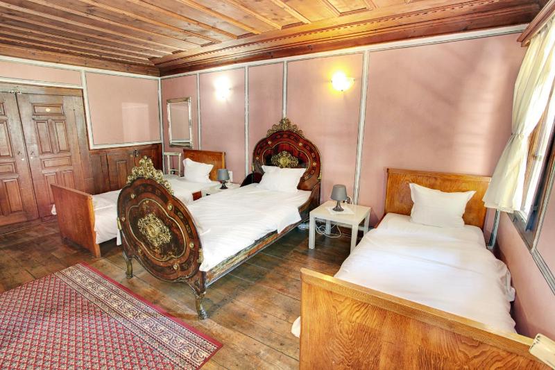Guest House Old Plovdiv - image 10