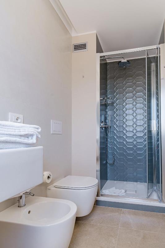 Deluxe Double Room image 1