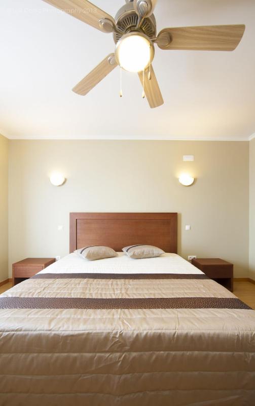 Standard King Room image 1