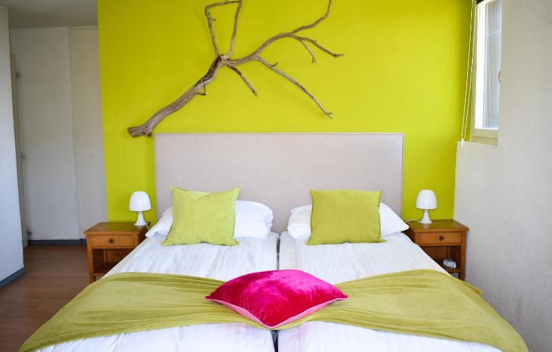 Double Room image 4