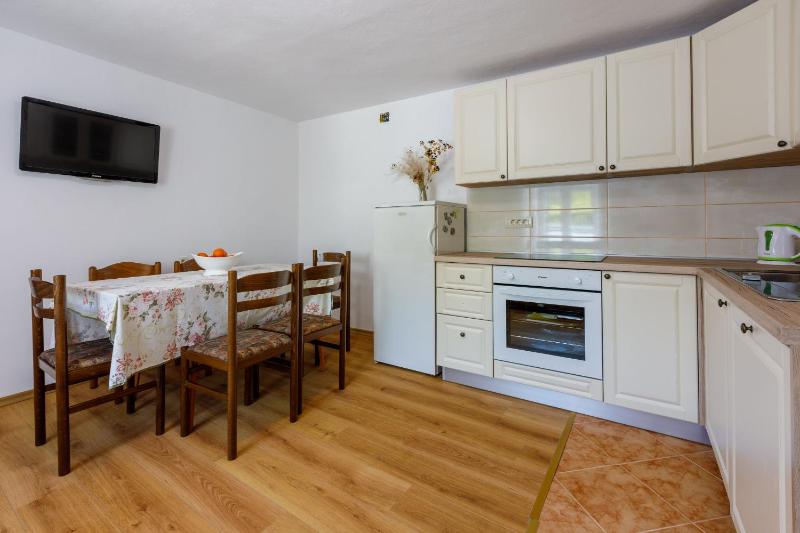 Two-Bedroom Holiday Home image 3
