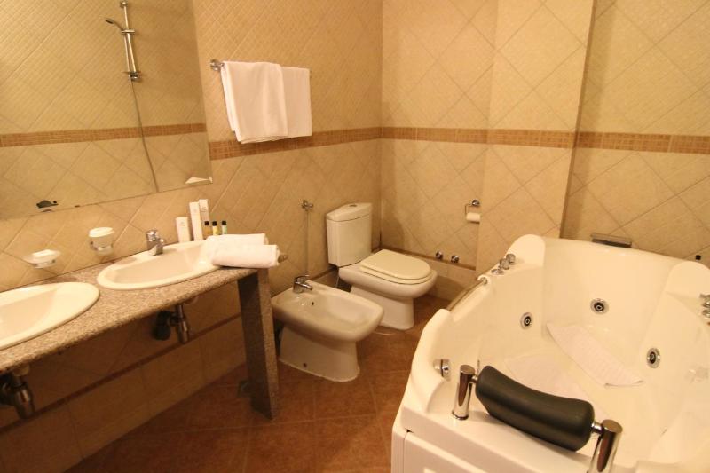 Family Suite with Balcony image 3
