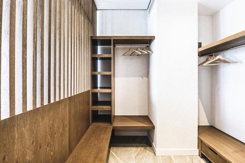 Exclusive Suite with Private Pool – Two Bedroom image 4
