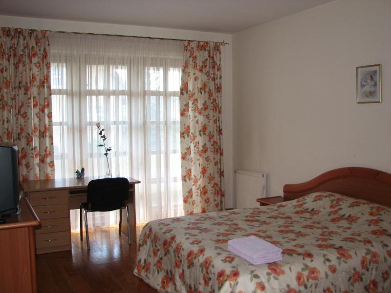 Little Amber Apartments - image 30