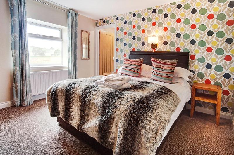 Superior Double Room image 4