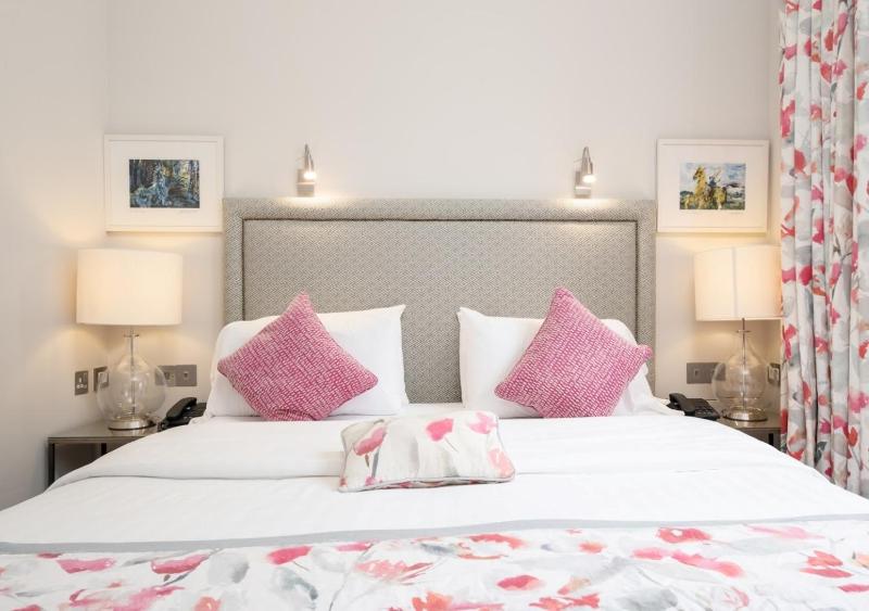 Double Room image 1