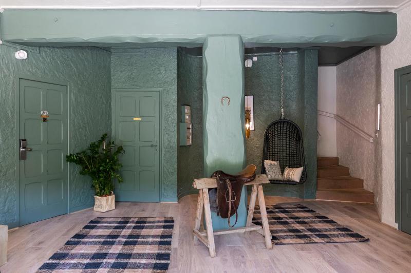 Quadruple Room image 2