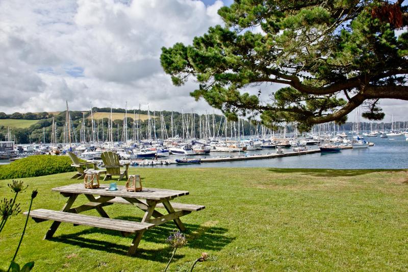 Cregoes Mylor - Bungalow - Riverview - Free Parking & WiFi - Pet friendly - image 20