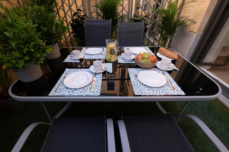 Apartment with Terrace image 4