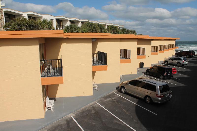 Grand Prix Hotel - image 14