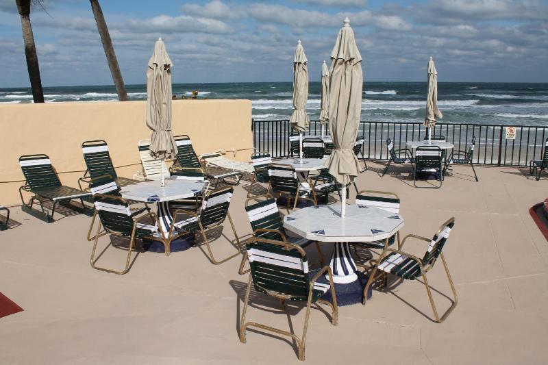 Grand Prix Hotel - image 21