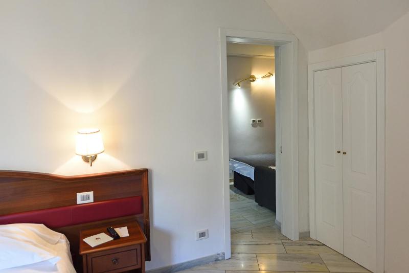 Relais La Corte di Cloris - image 11