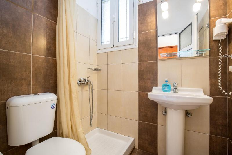 Standard Apartment image 2