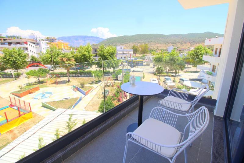 Double or Twin Room with Balcony image 3