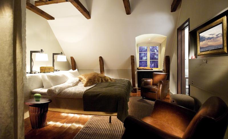 Superior Twin Room image 1