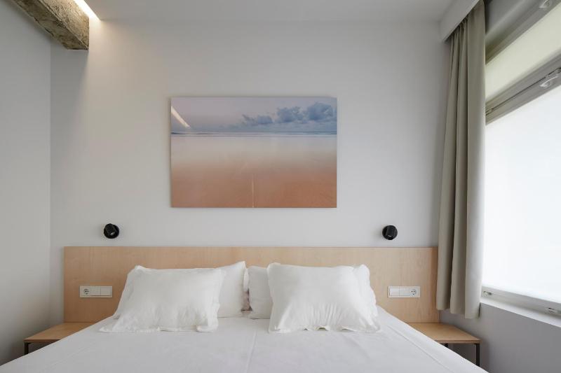 One-Bedroom Apartment - Ground Floor image 3