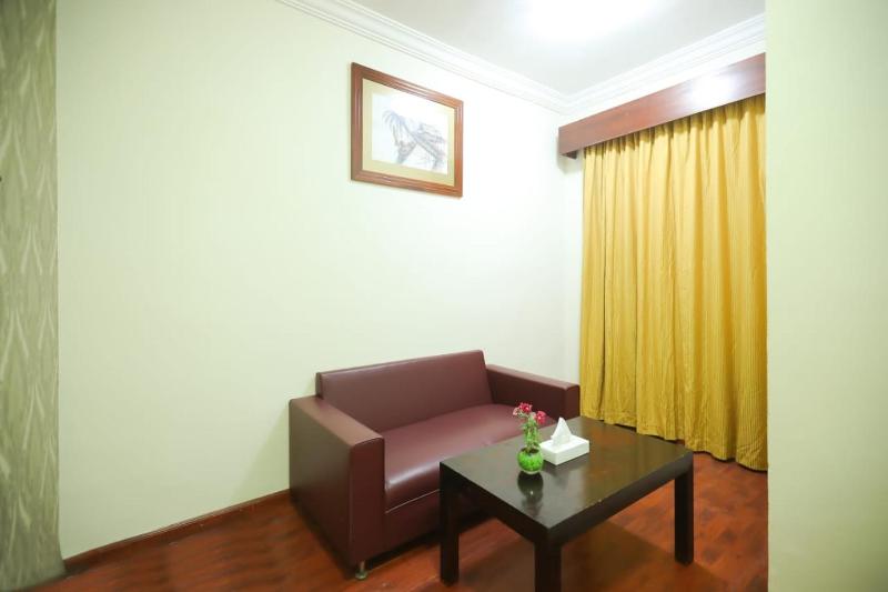 Mermaid Beach Hotel LLC - image 37