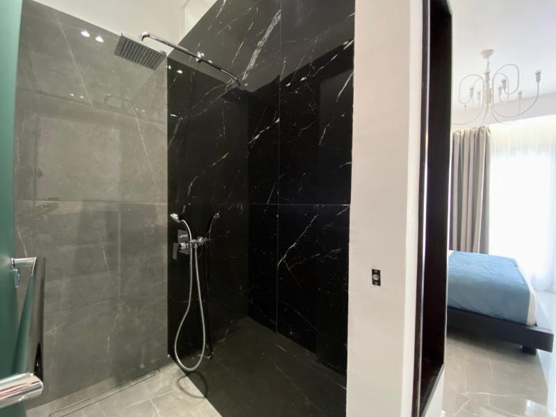 Superior Quadruple Room image 4
