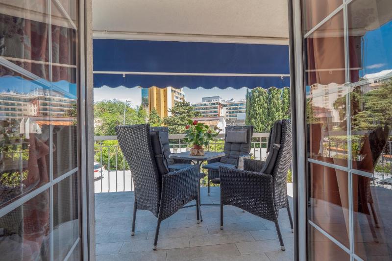 Two-Bedroom Apartment image 4