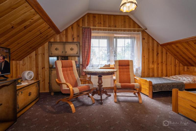 Large Double Room image 1