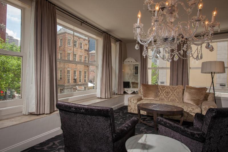 International House Hotel - image 15