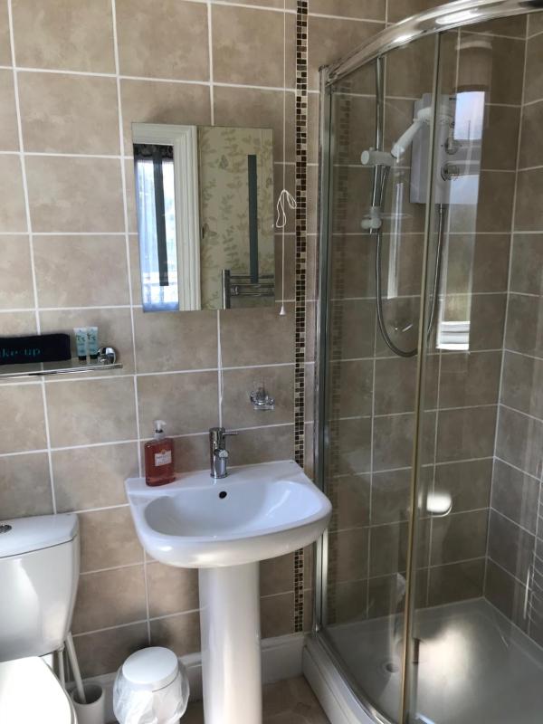 Double Room with Garden View image 3