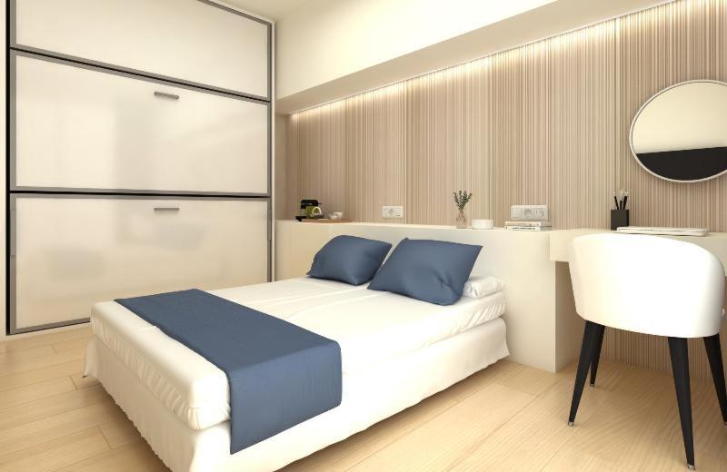 Family Superior with Pool View image 4