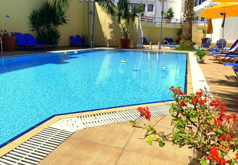 Kassavetis Center - Hotel Studios & Apartments - image 13