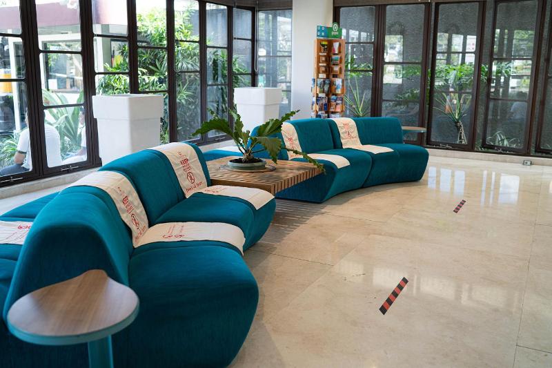 Grand Livio Kuta Hotel - image 15