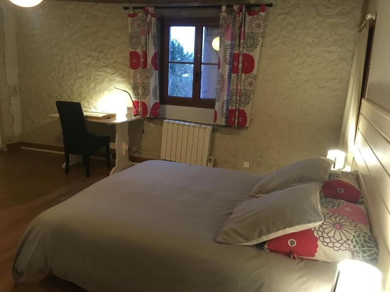 Double Room image 1
