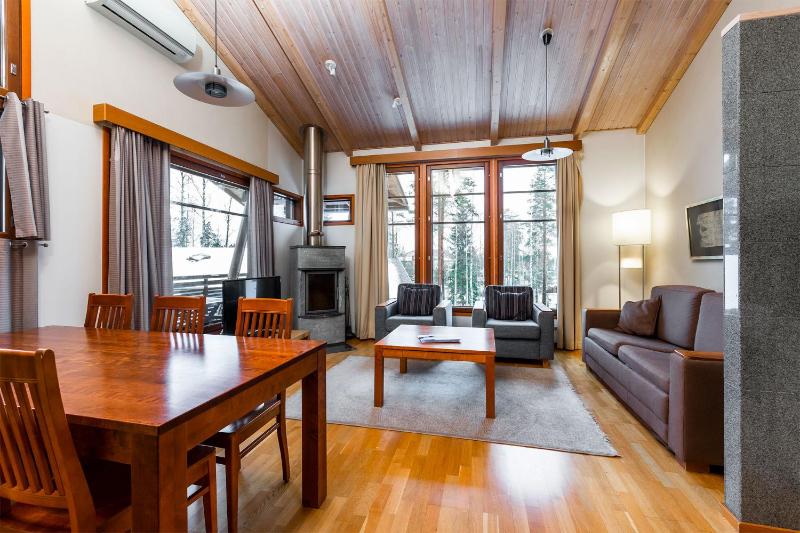 One-Bedroom Apartment with Sauna - Spa access included image 1