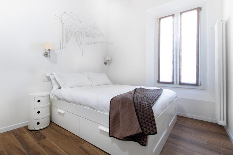UR Nest Aposa - image 13