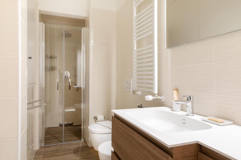 UR Nest Aposa - image 10
