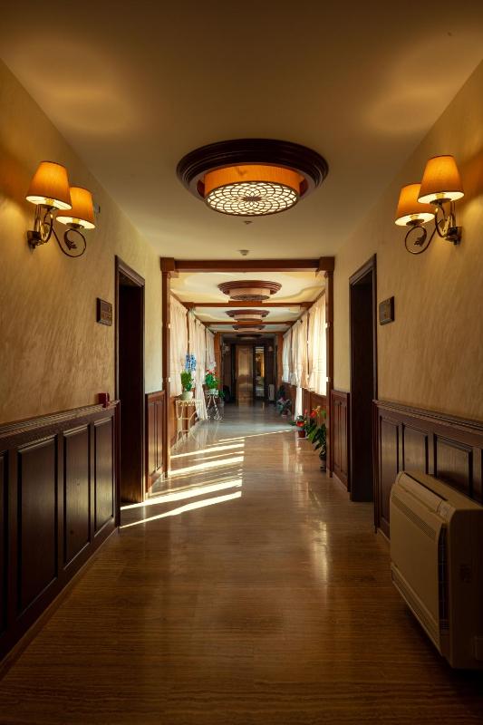 Double or Twin Room with Balcony image 3