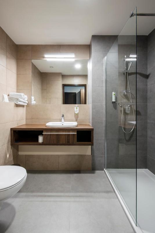 Premium Double Room image 2