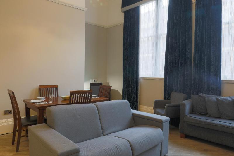 Suite with Double Bed and Sofa Bed image 2