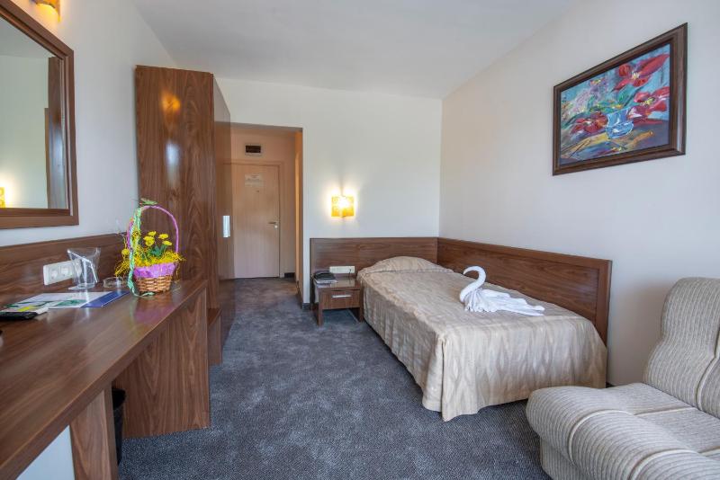 Hotel Glarus Beach& Aqua Park - image 49